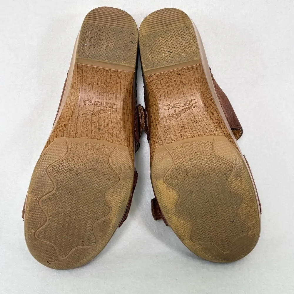 Dansko Sandals Womens EU 39 US 8.5-9 Brown Leather Slip On Cushioned Shoes